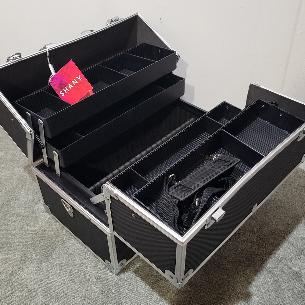 Shany makeup case